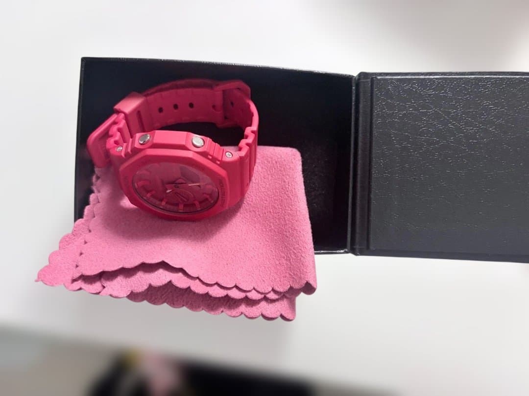 CASIO G-SHOCK pink watch body