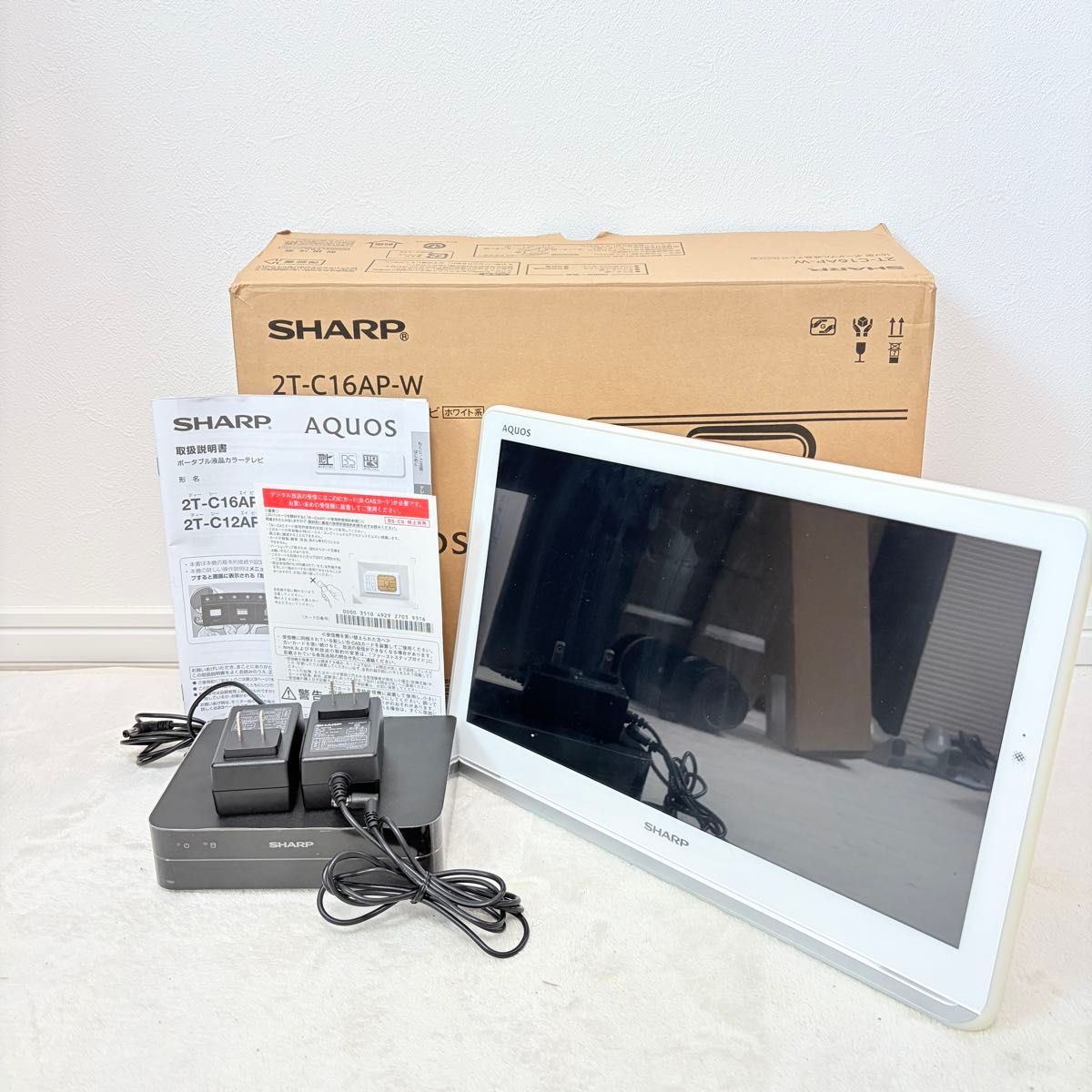 SHARP AQUOS 便携式液晶电视 2T-C16AP-W 16英寸 白色