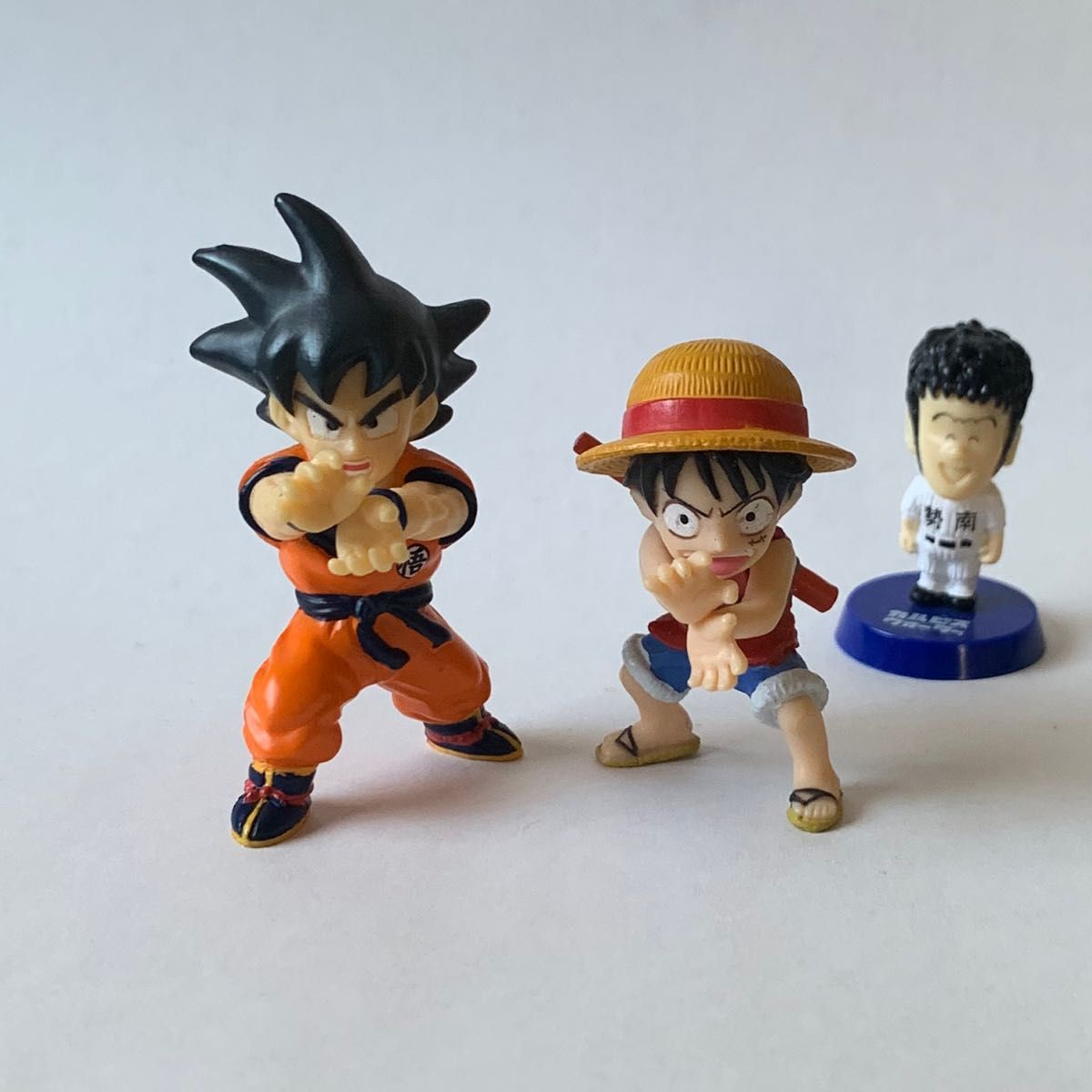 ドラゴンボール 孫悟空 フィギュア ワンピース コラボ ルフィ かめはめ波