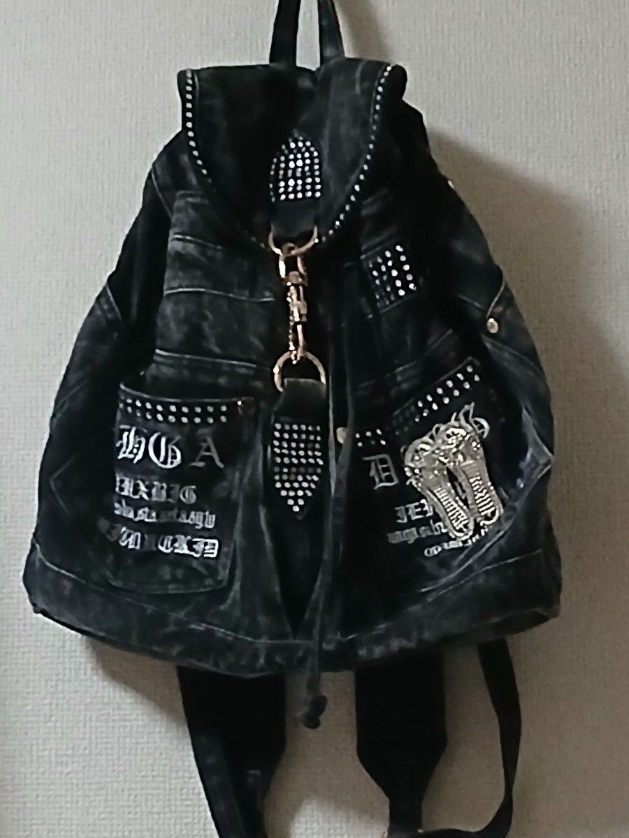 铆钉装饰牛仔背包黑色