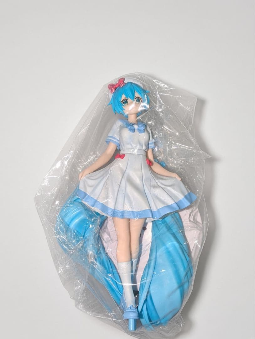 Hatsune Miku x Cinnamoroll - Summer Ver.