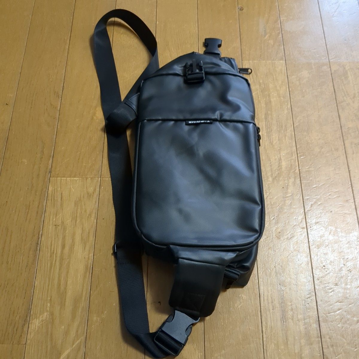 身体包黑色挎包斜挂男士