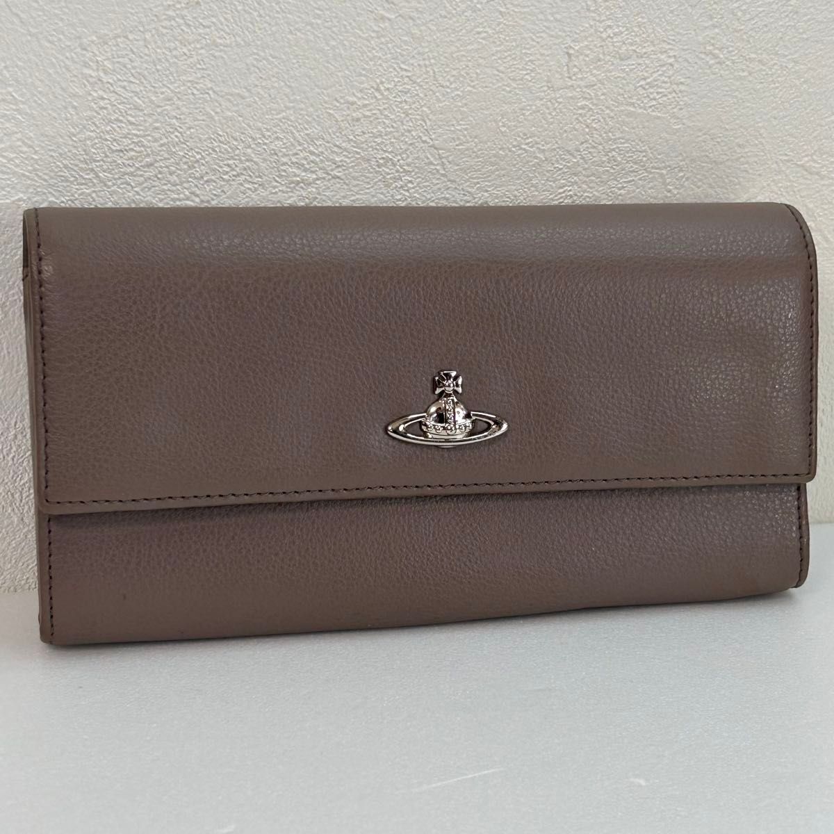 Excellent condition, Vivienne Westwood long wallet, bi-fold, Orb design, gray leather with silver hardware, long wallet