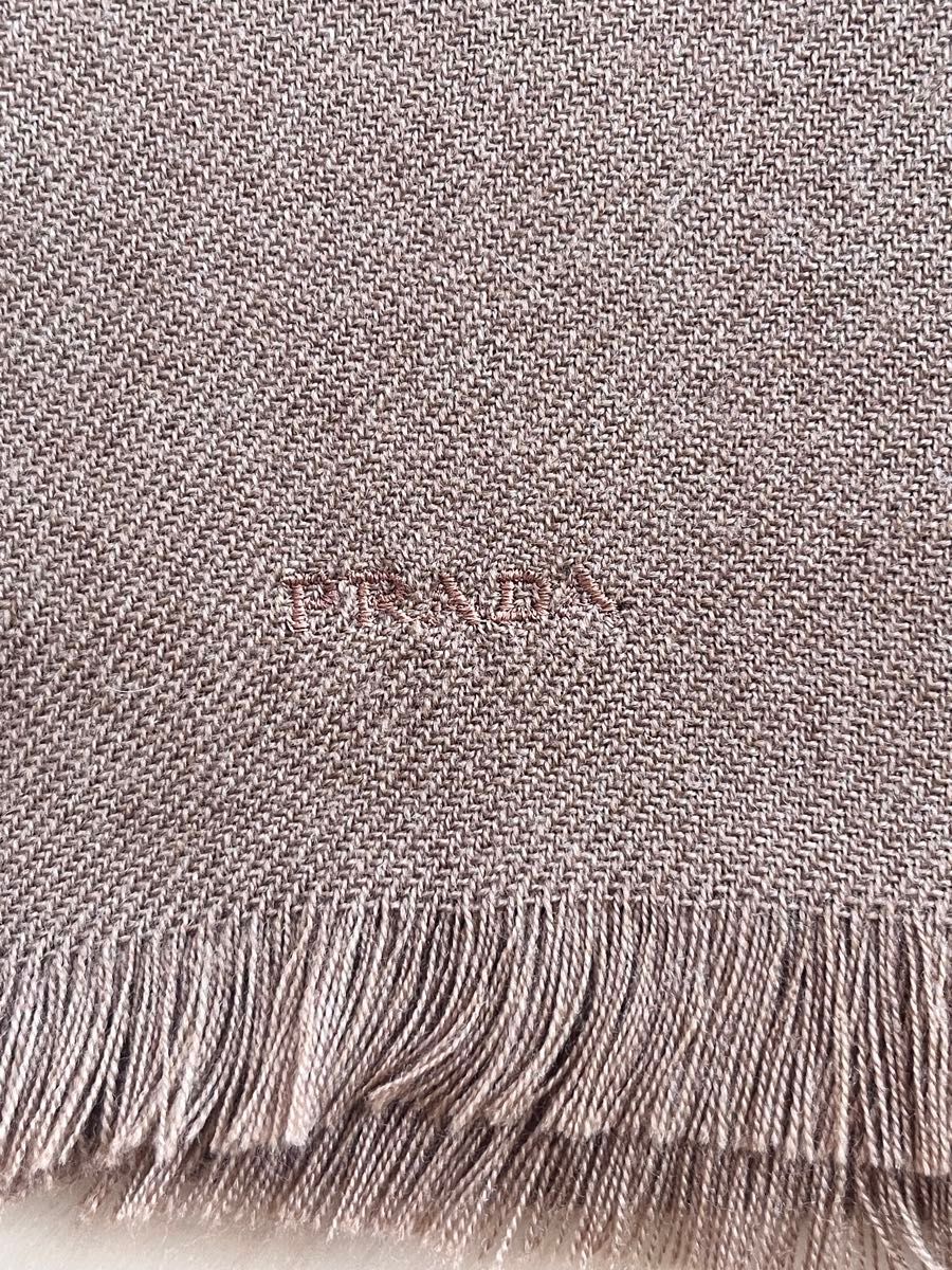 普拉达 PRADA 带Logo刺绣围巾 披肩 灰褐色系