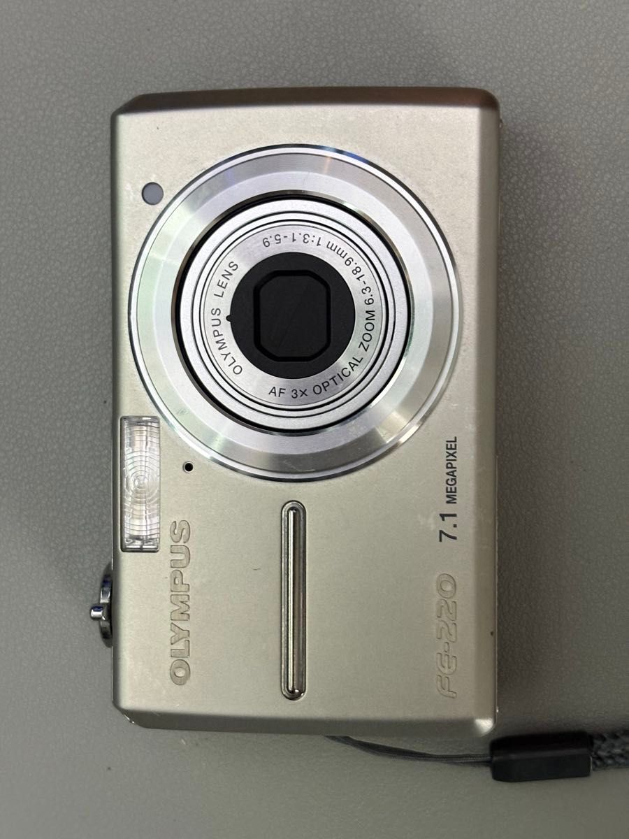 奥林巴斯Camedia FE-220 数码相机 CCD 有示例,品相完好