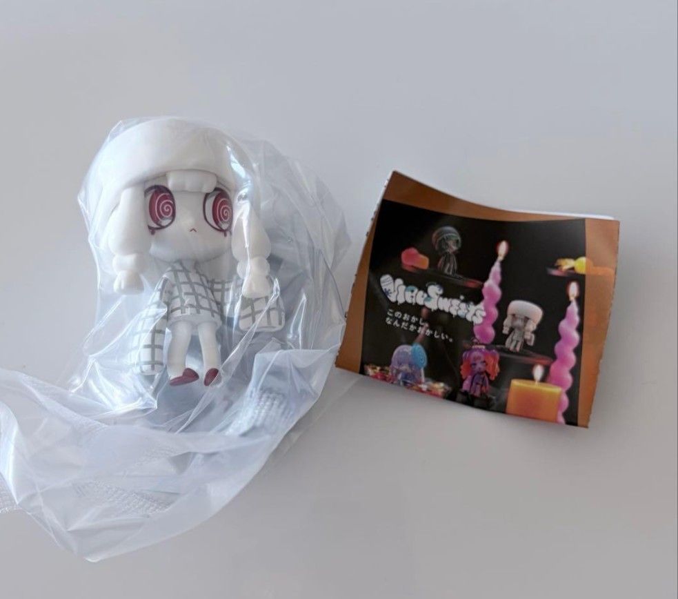Gashapon Wil Sweeties Trick or Treat Figure Collection Strawberry Marshmallow
