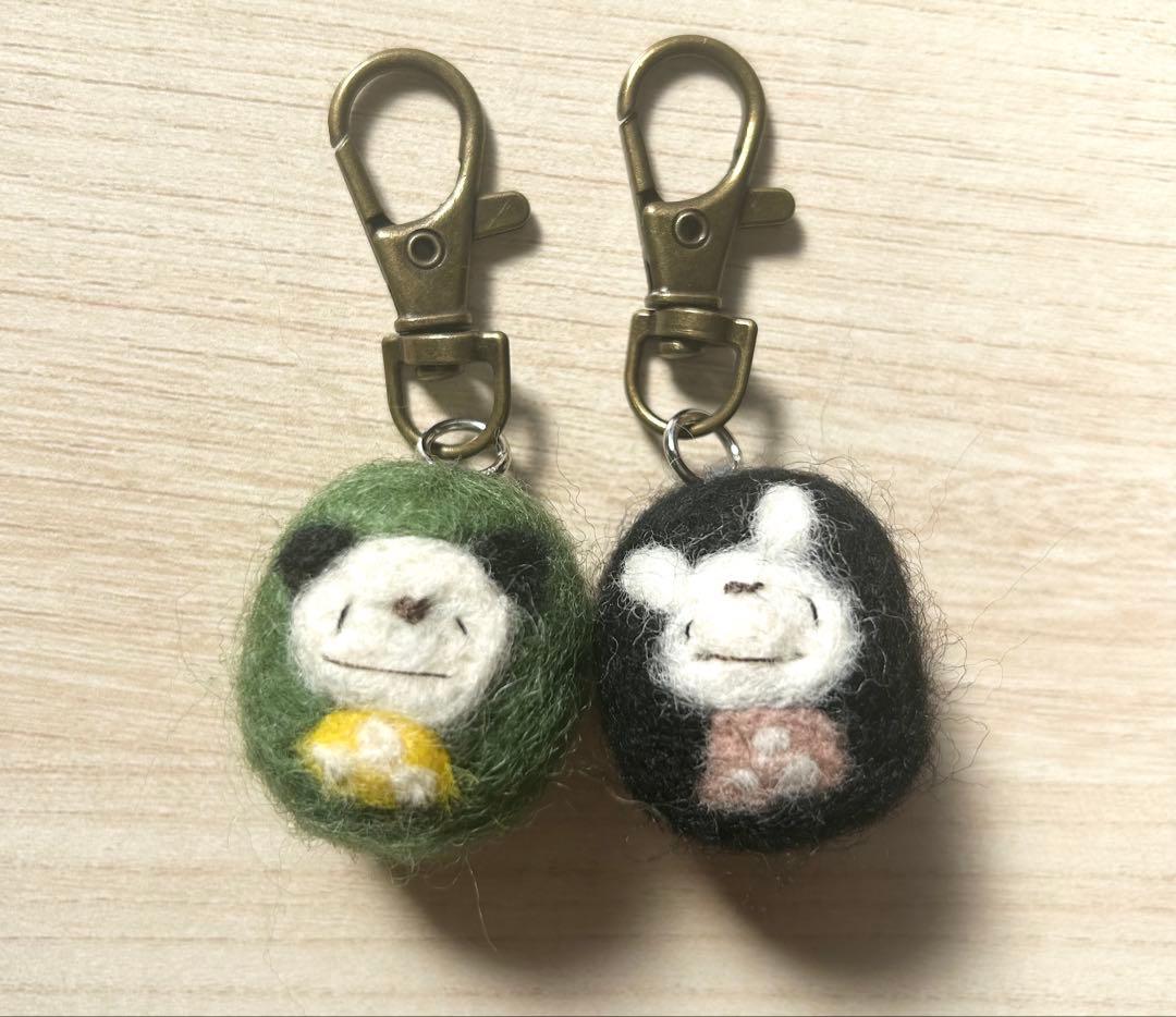 ✳︎手工制作✳︎兔子与熊猫的羊毛毡钥匙扣［3］
