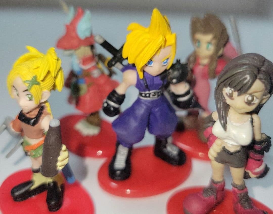FINAL FANTASY Mini Figure Set of 5 - Full Color Realistic Version