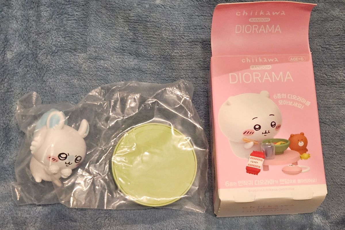 Chiikawa Korea Limited Edition Random Diorama Figure - Momonga