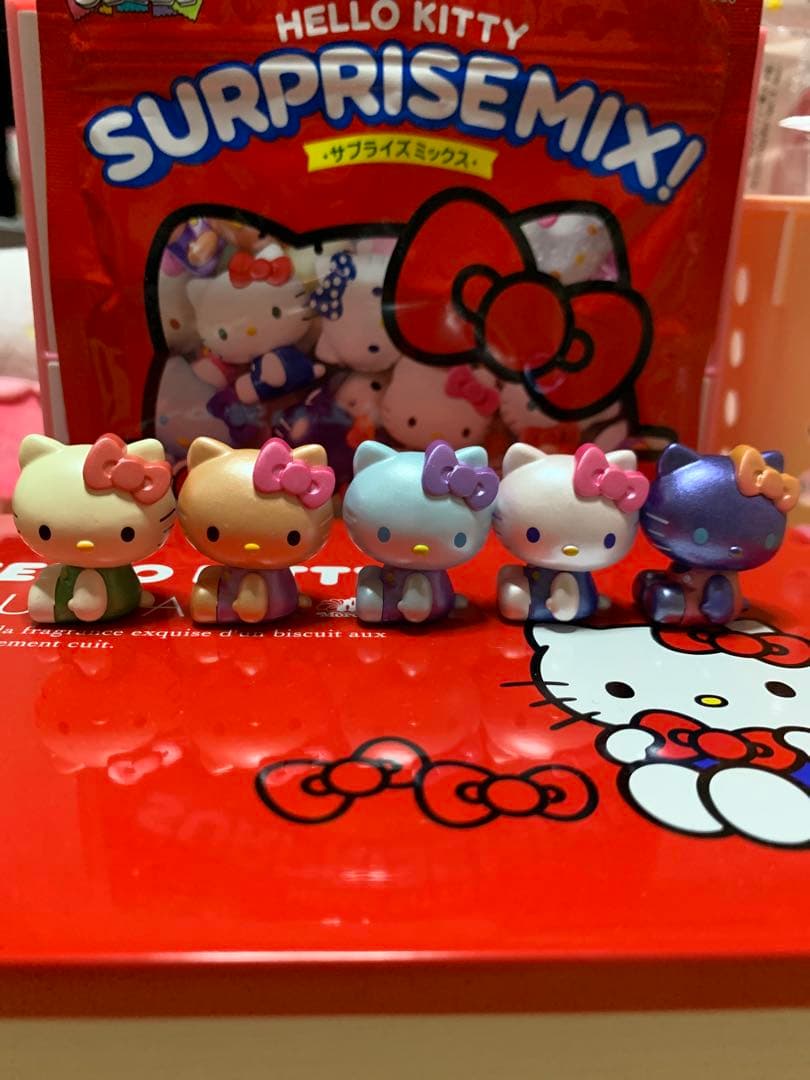 Sanrio Hello Kitty Surprise Mix Lottery Pull 5-Pack