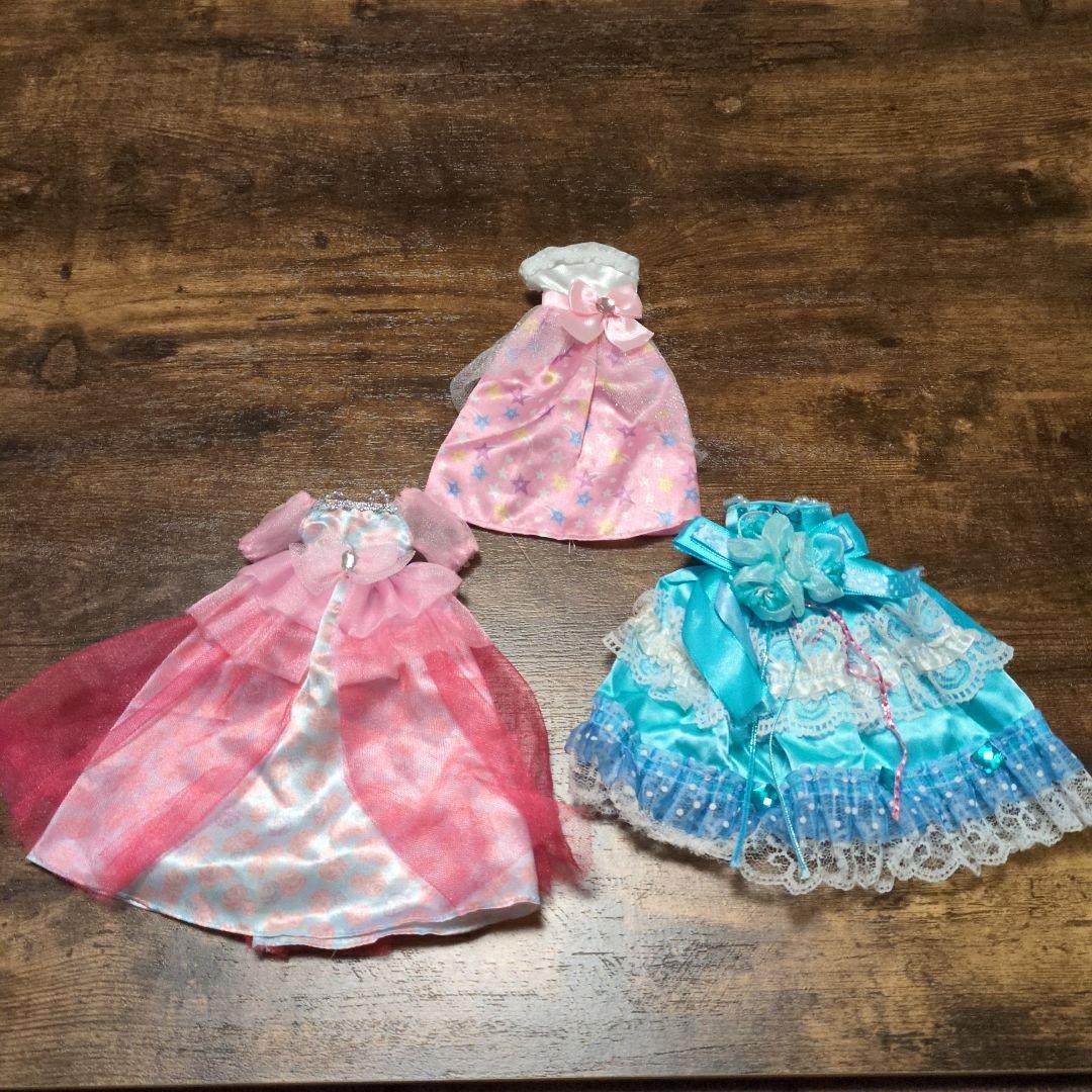Rika-chan Doll Dress Bundle