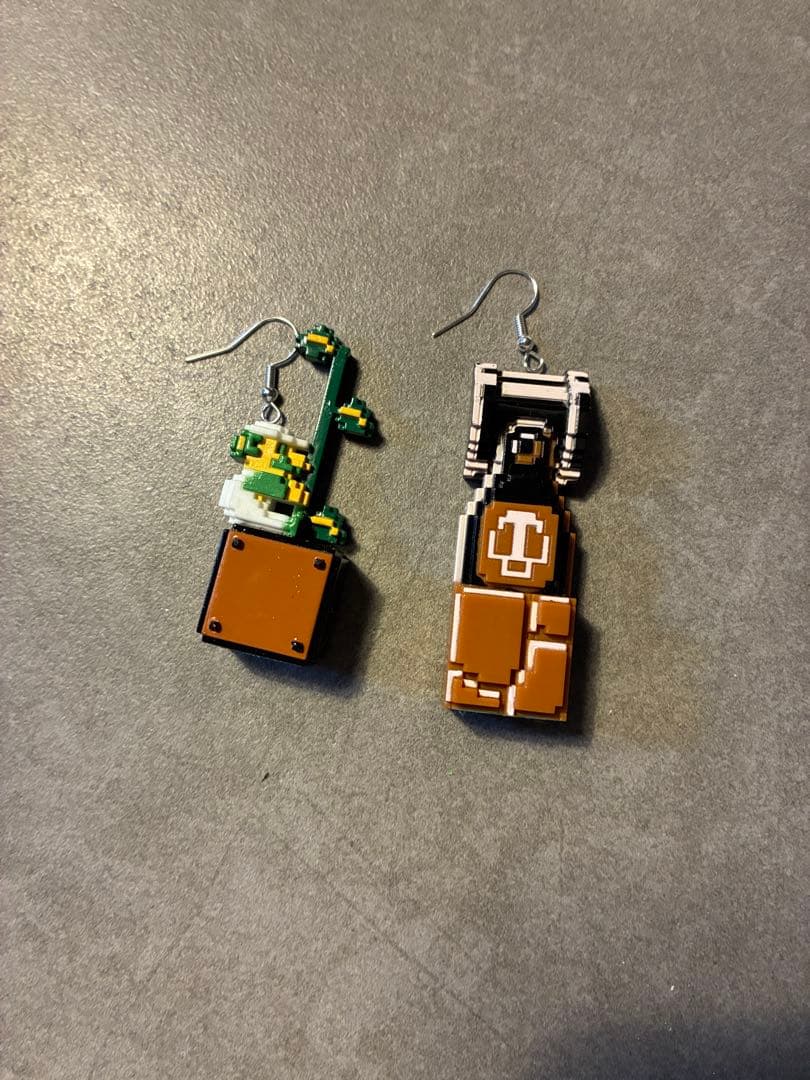 DOT Mario Luigi Character Figure Earring Accessory Unisex