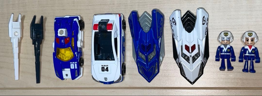 TOMICA Police Car Mini Car Figure Set