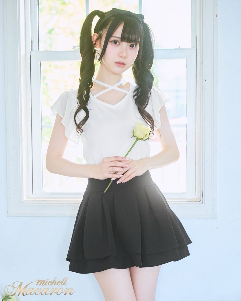Michelle Macaron 殿堂级!!美腿裙 黑色 S码