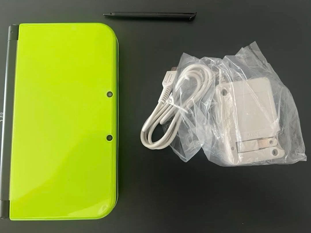 全新任天堂3DS LL 青柠色×黑色 主机