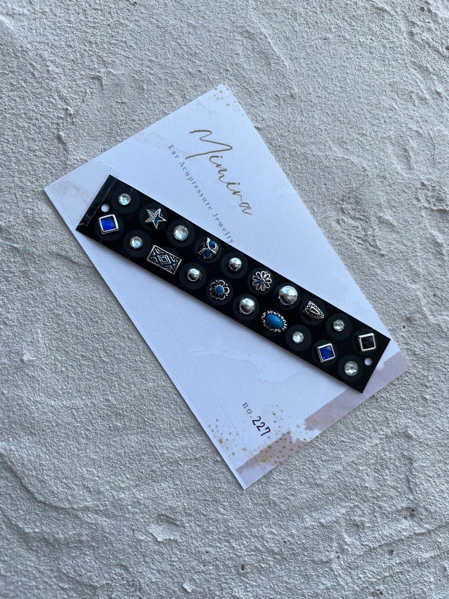 Ear Acupressure Jewelry Magrain No. 227