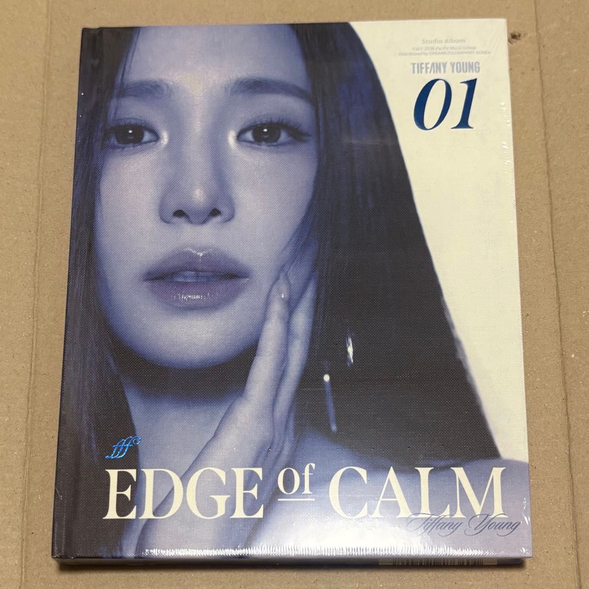 Tiffany Young - Edge of Calm THE 1ST ALBUM ((Calm Ver.) Tiffany 少女时代