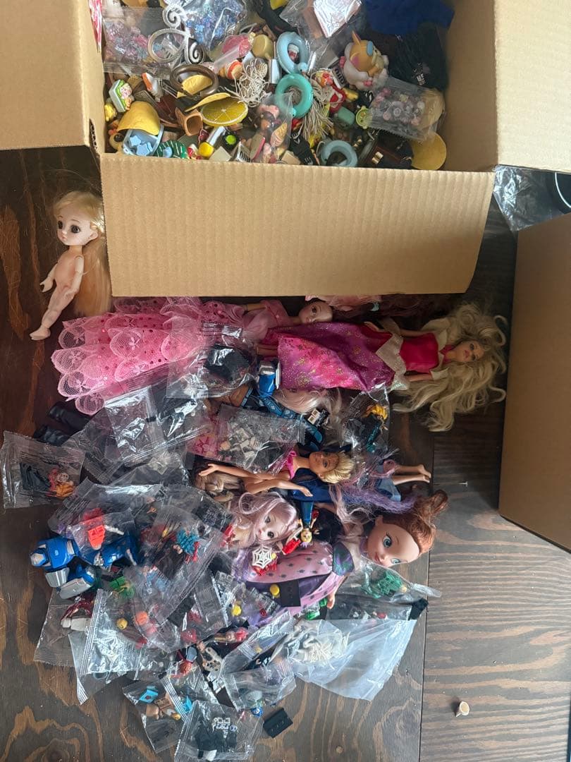 Doll, Figure & Miniature Bulk Lot