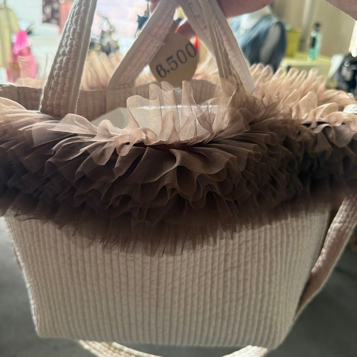 Nubi Bag Tote Bag with Chiffon Ruffles Beige
