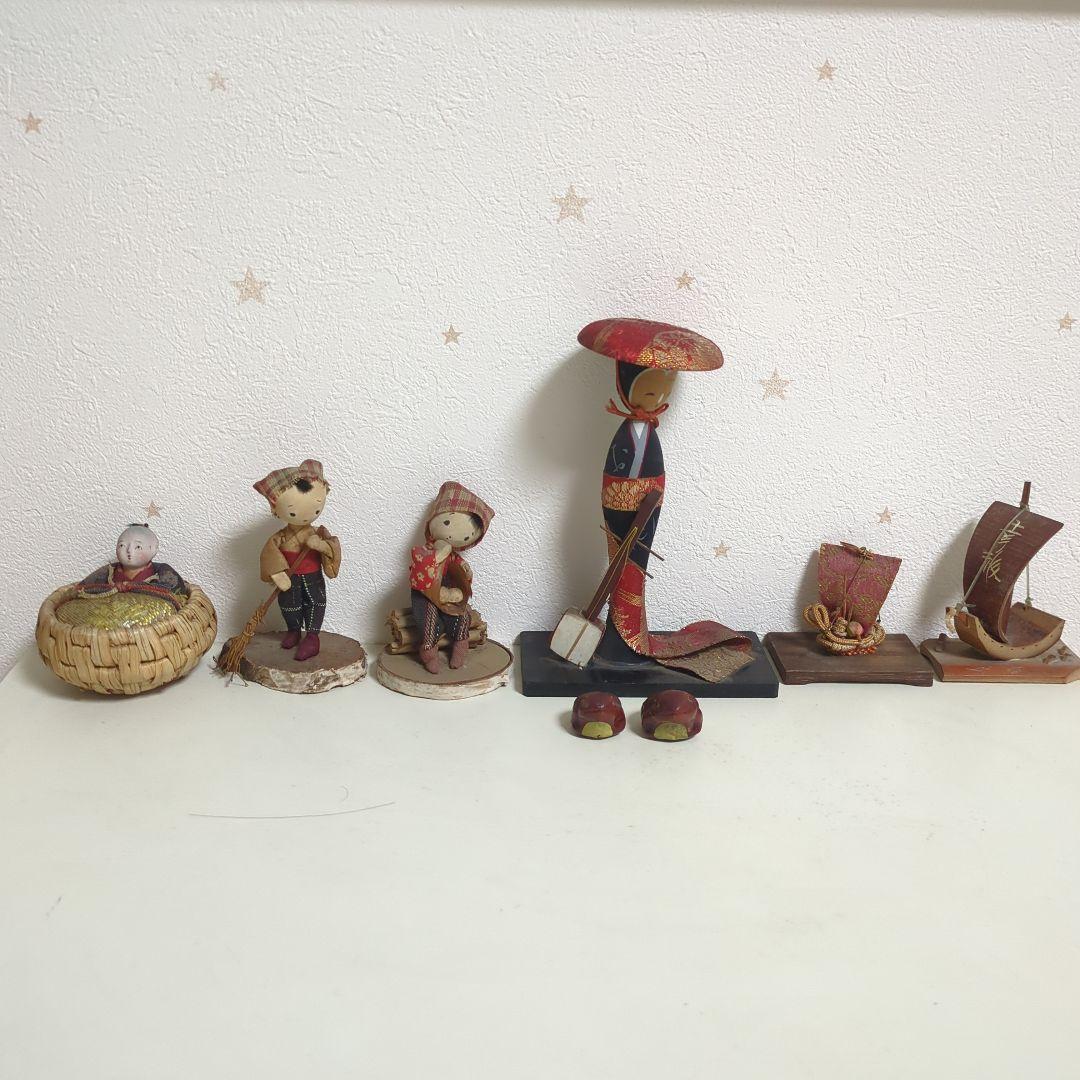 104-Year-Old Grandfather's Collection: Showa Retro Japanese-style Figurines, Folk Art, Sailboat Ornaments, 8-Piece Set