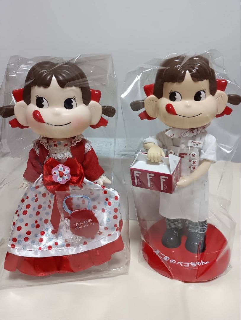 Fujiya Pekko-chan Doll 2-Piece Set 60th Anniversary Commemorative