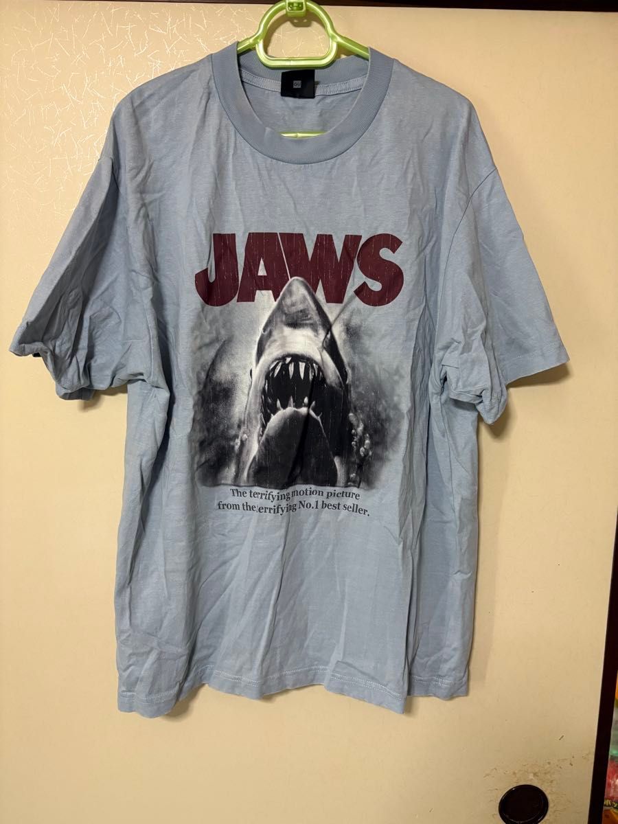 GU & JAWS joss电影电影t恤衫浅蓝色S尺寸有污点