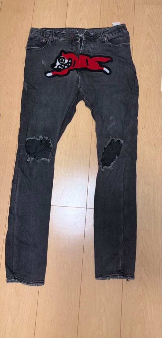 黑色奔跑的狗牛仔裤 尺码.M