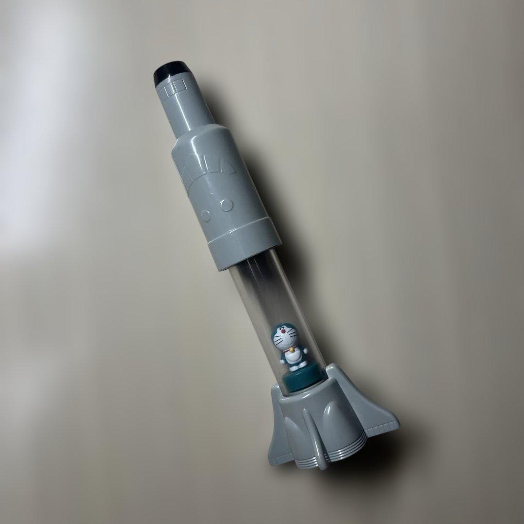ドラえもん ハッピーセット おもちゃ ロケット