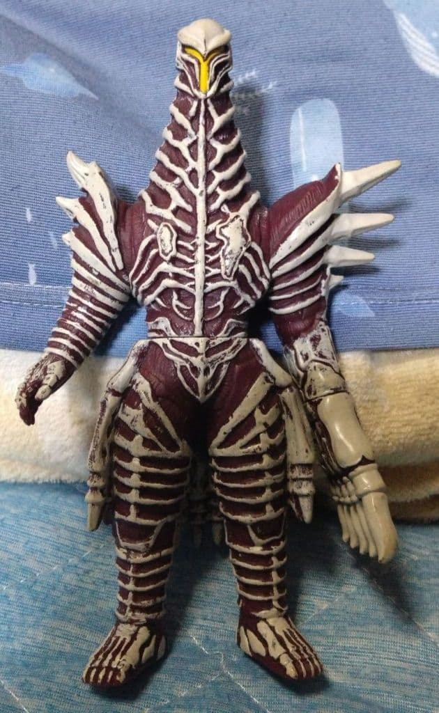 Ultra Kaiju Series Desum Reshm Soft Vinyl Figure