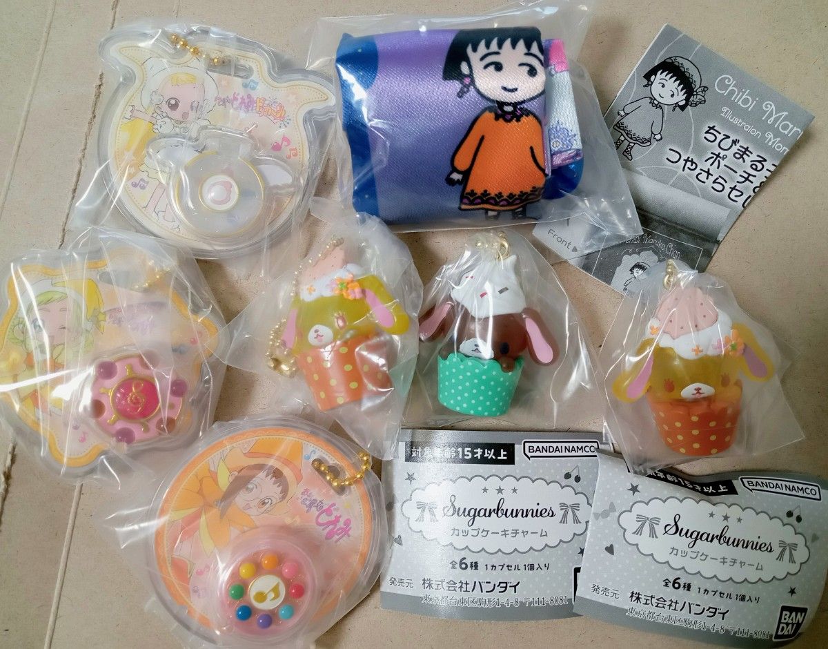 Gashapon, food toys, Chibi Maruko-chan, pouches, Sugar Bunnies, Ojamajo Doremi — assorted items