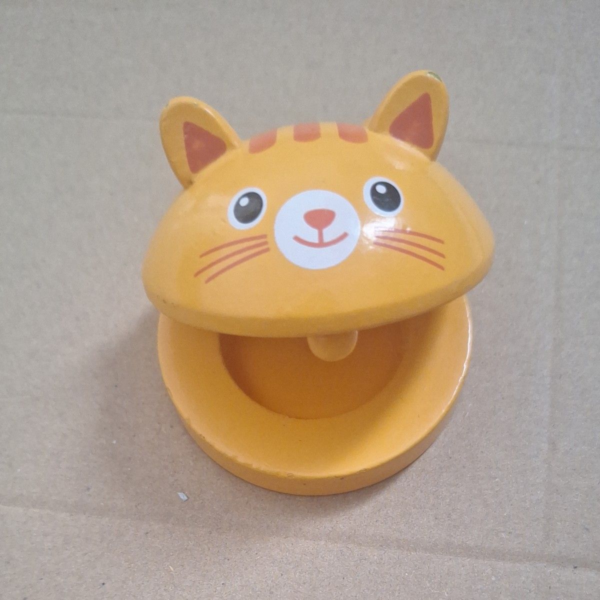 响板 猫 猫咪