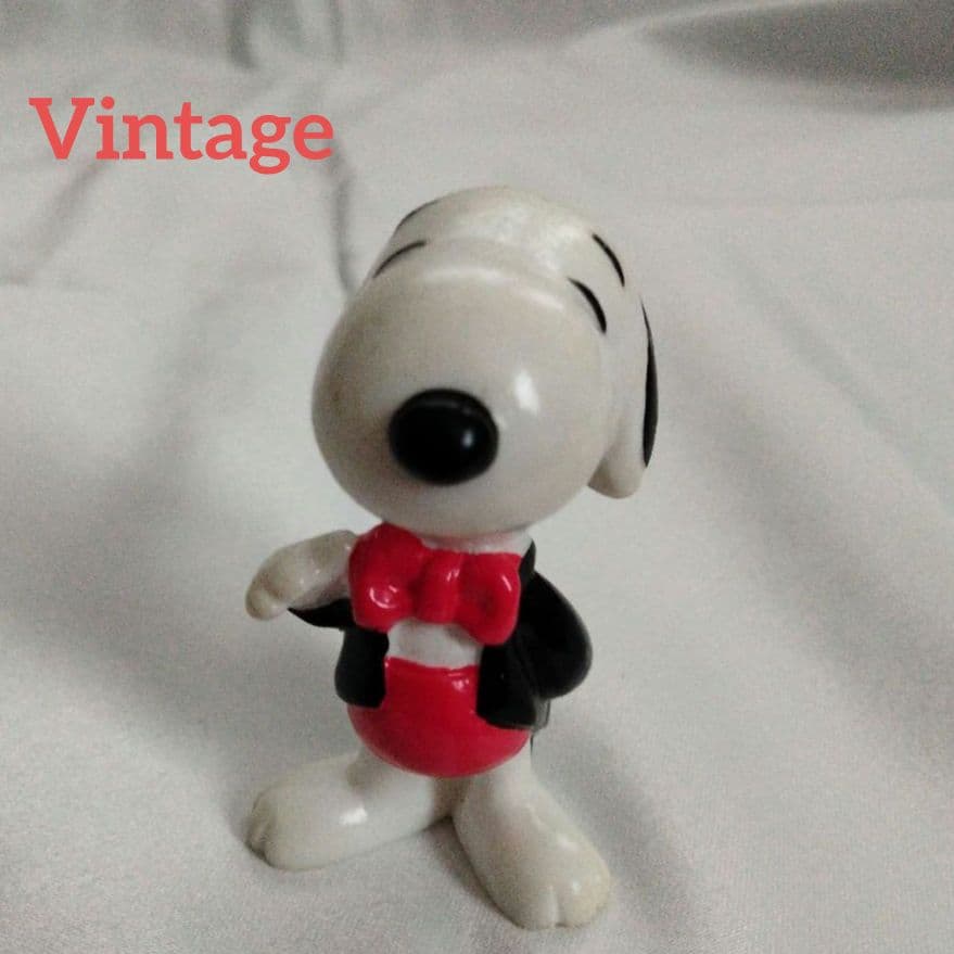 ❤Vintage❤Snoopy Tuxedo Figure Peanut SNOOPY