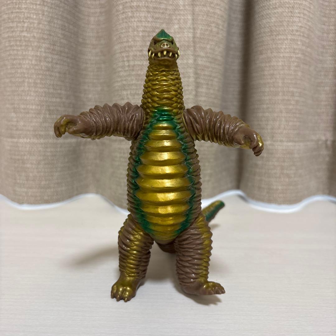 Sadora Soft Vinyl Figure Ultraman