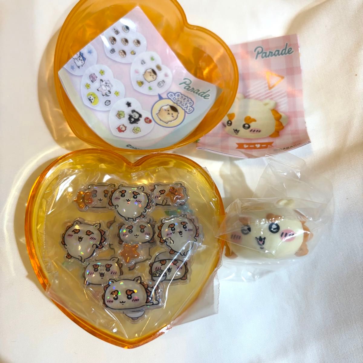 Chiikawa Pukuchuru Seal Sisa Heart-Shaped Capsule 3D Sticker Ring 2-Piece Set