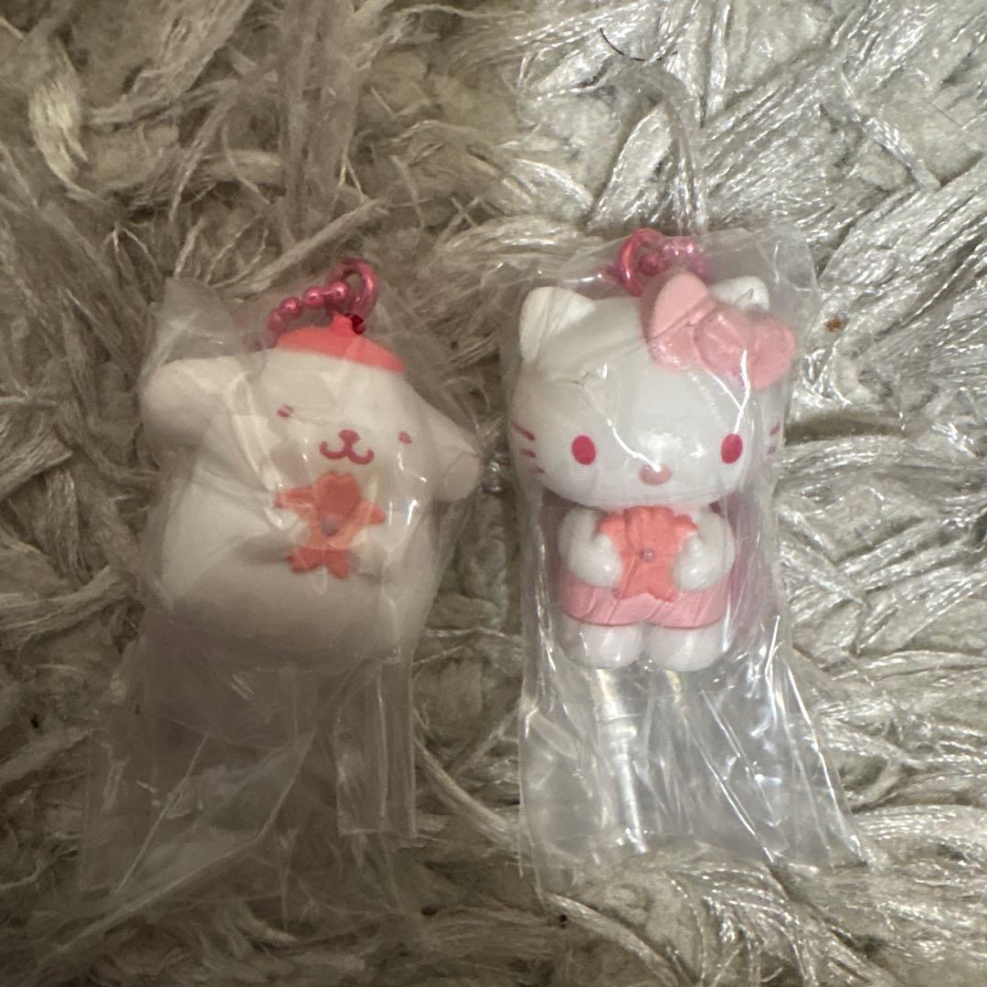 Sanrio Hello Kitty Pompompurin One-Tone Mascot Cherry Blossom Gacha