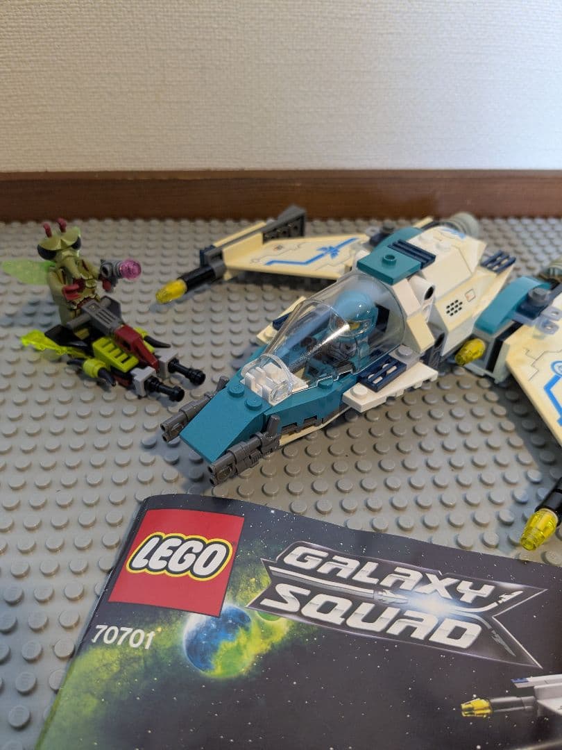 零件完成 LEGO 银河小队 70701 群蜂拦截机