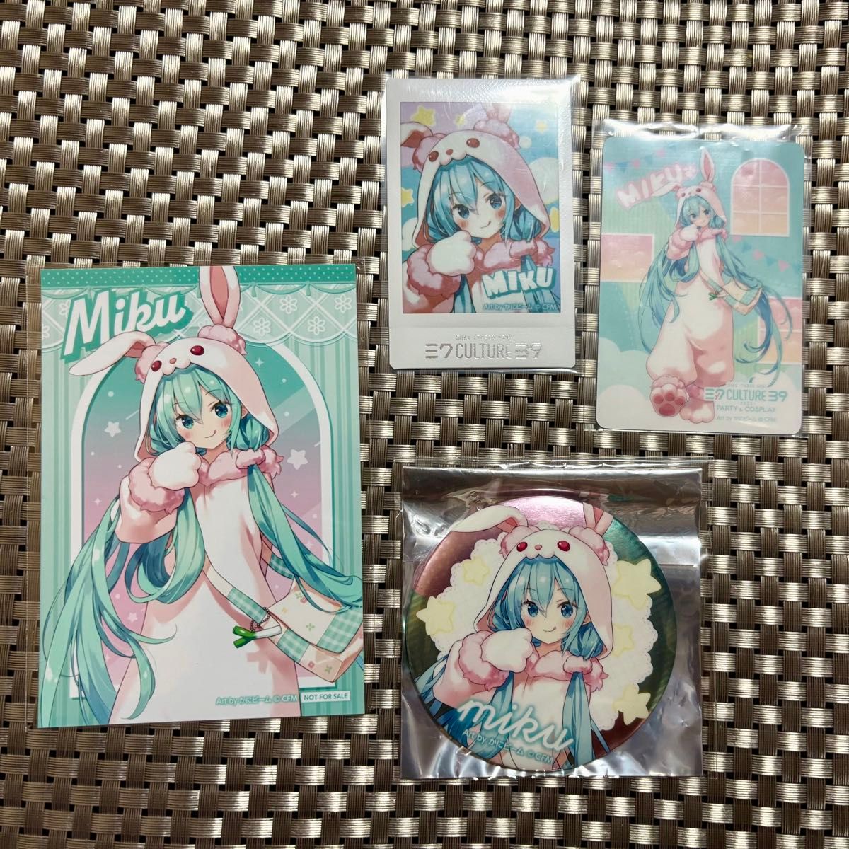 Hatsune Miku /39culture Can badge Cosplay/cheeki wafer card co-collaboration collect box bonus bro-mide Mikucal
