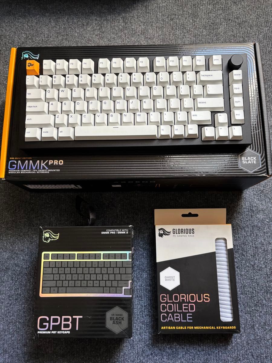 GMMK Pro GPBT钥匙帽Black Ash & 线圈电缆Ghost White套件