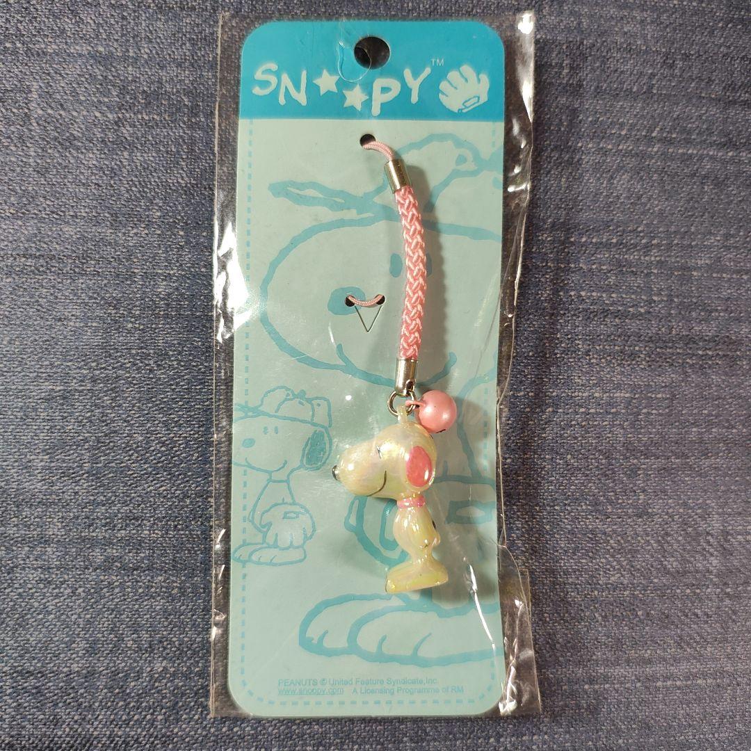 Snoopy Root Carving Strap with Figurine, Aurora Pearl-Style Pink