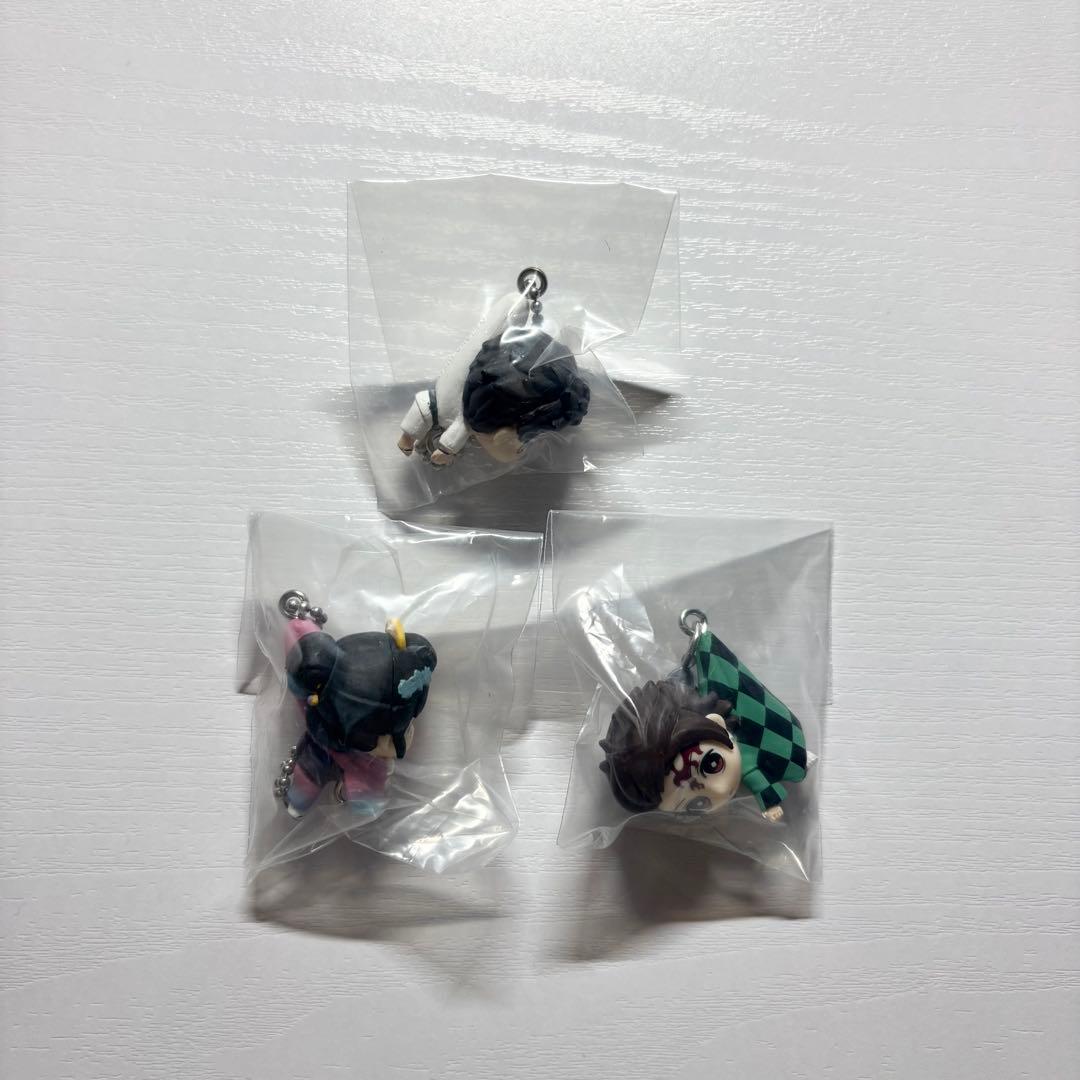 鬼灭之刃胶囊我把它连在一起买