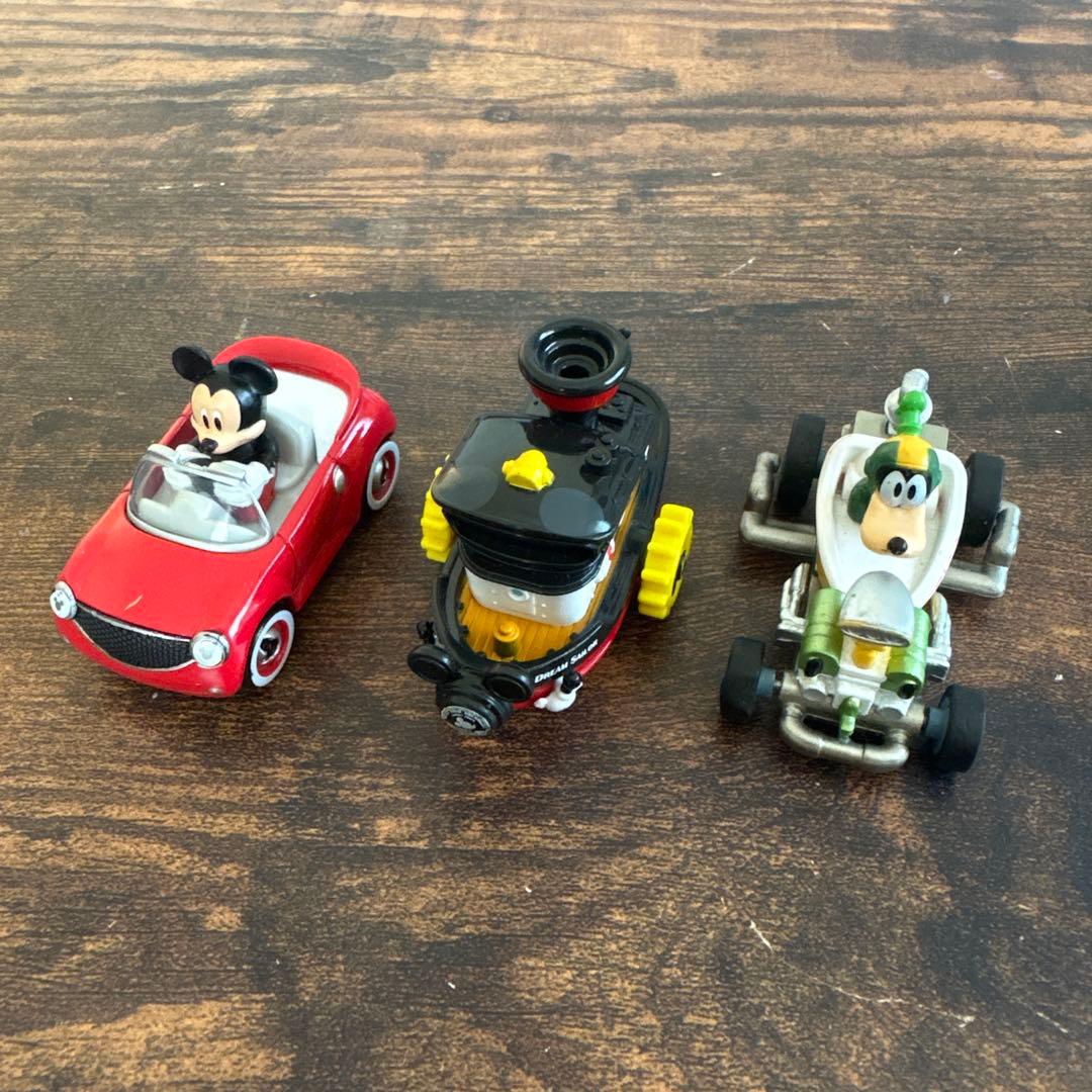 Discontinued Disney Tomica Mickey Goofy Steamboat Willie 3-Car Set