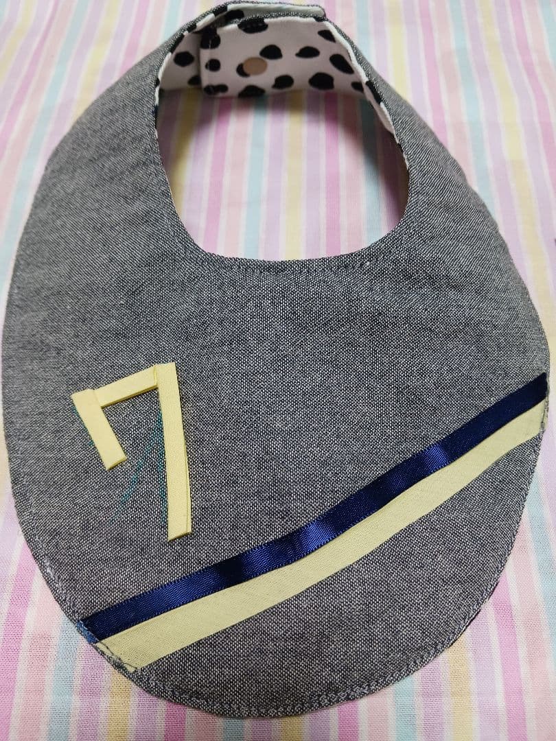 手工可 reversible 围兜