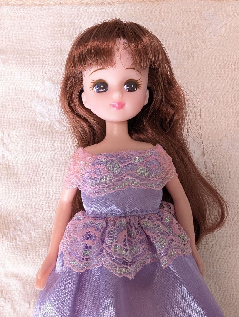 Rica-chan Dolls Main Body 2-Piece Set (Clothes Included as Bonus)