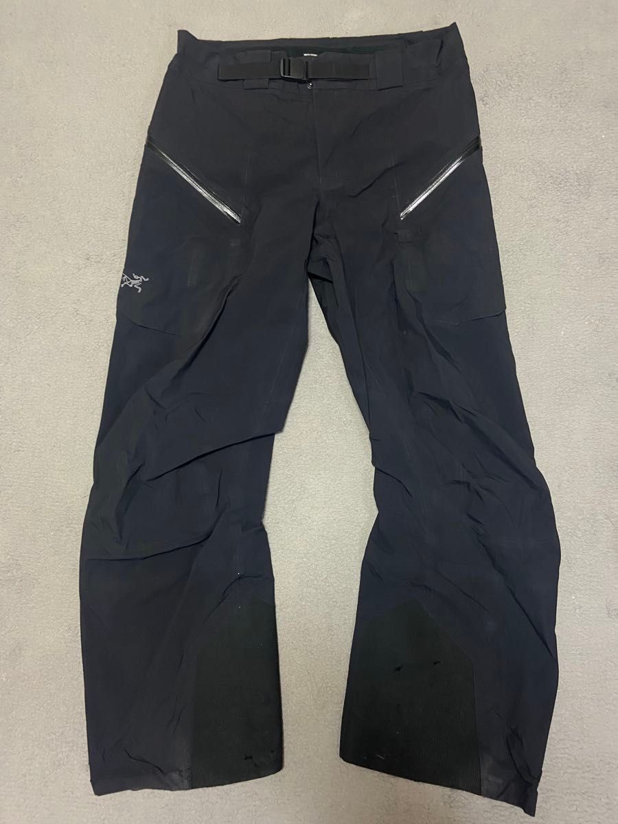 有困难ARC'TERYX GORE-TEX黑色男士