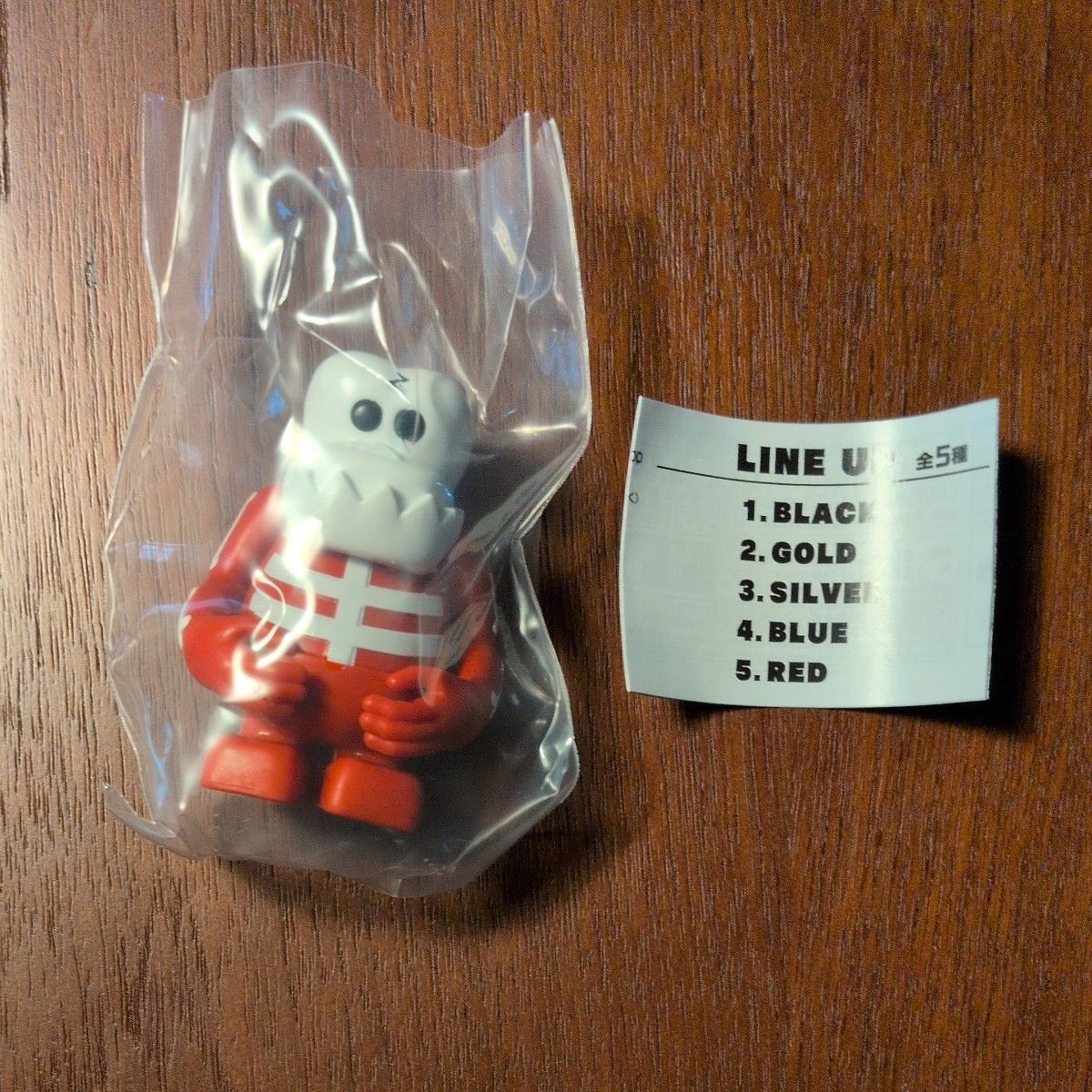 BOUNTY HUNTER Skull-kun Miniature Figure Collection Red Bounty Hunter Gacha