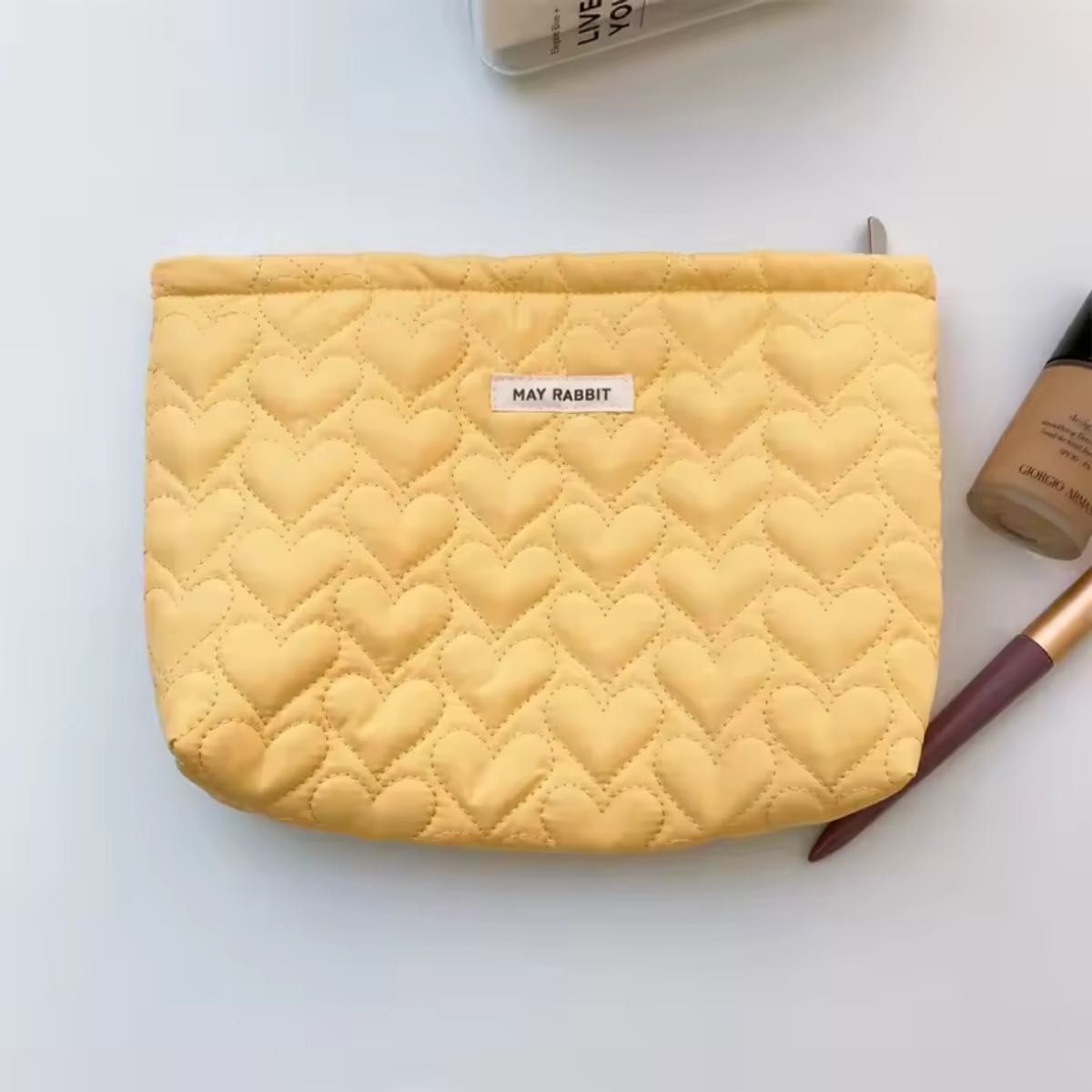 [New, Unused] Heart-Quilted Pouch/Large-Capacity Cosmetic Bag, Diaper Case