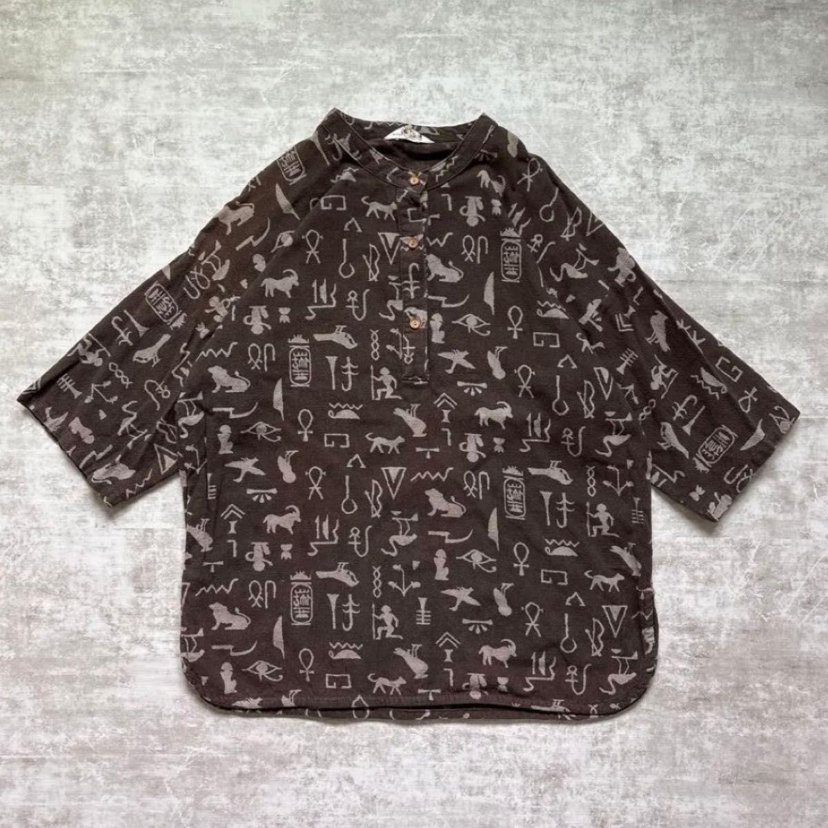 【セール中】 総柄シャツ ギミックシャツ エジプト ヒエログリフ 象形文字 レトロ 日本製