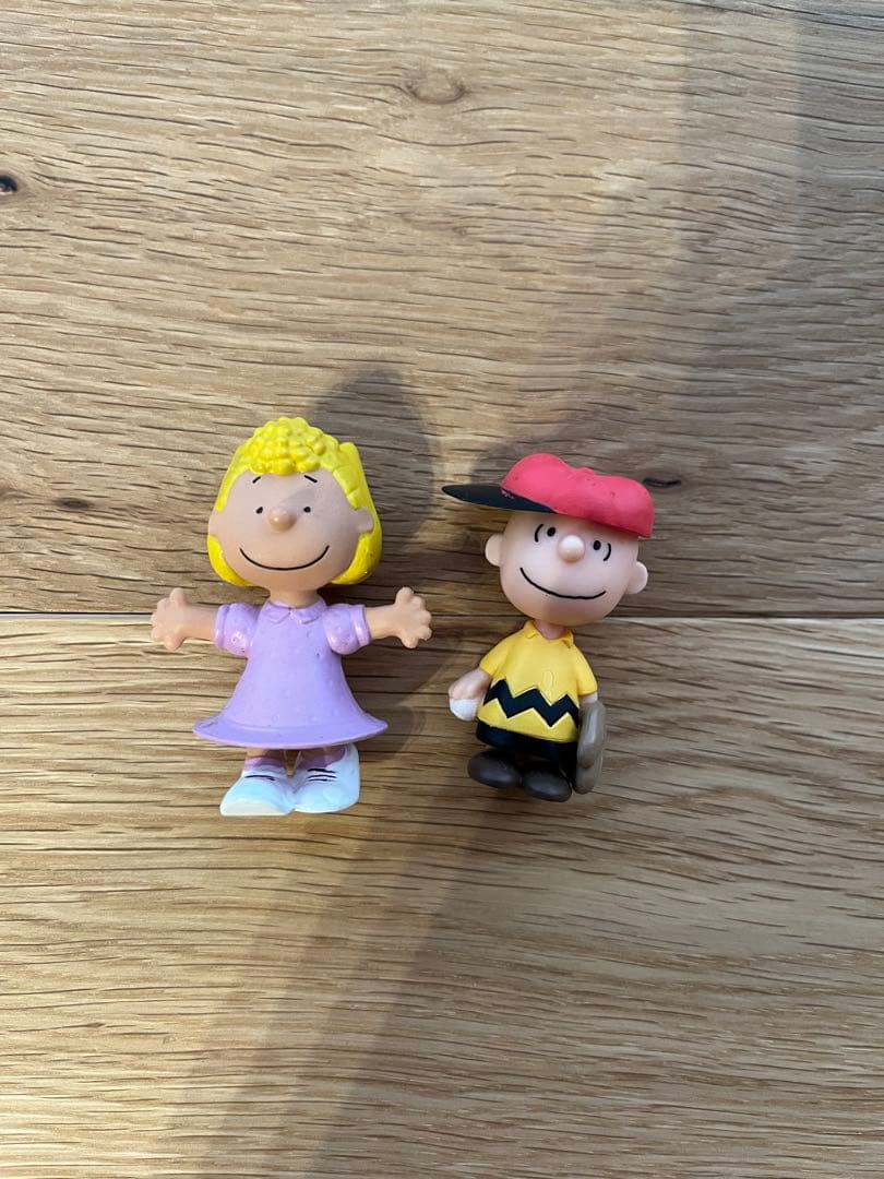 Snoopy Charlie Brown Sally Mini Figure Set of 2, Good Condition