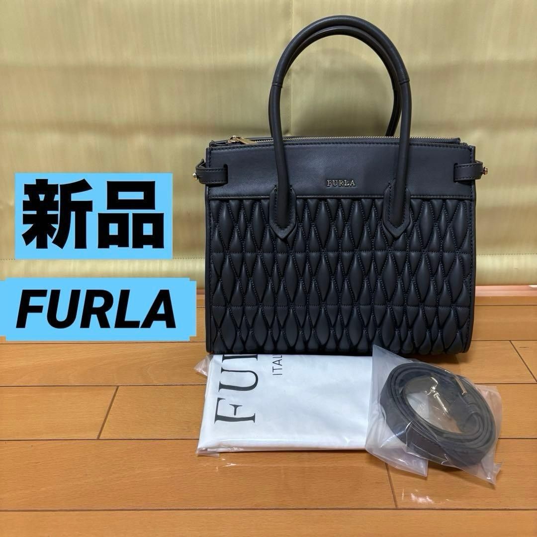 FURLA New, unused Furla Pin Cometa quilted leather 2-way shoulder bag handbag