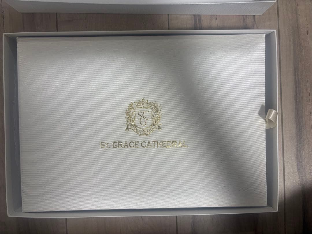 Guest Book, Saint Grace Cathedral